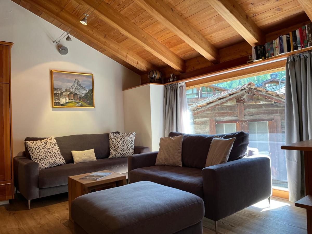 Ferienwohnung Chalet Puezji Zermatt Exterior photo
